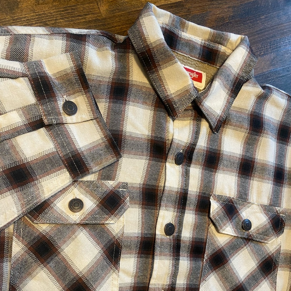 Wrangler Mens M Heavyweight Sherpa Lined LS Shirt Jacket Button Up Shacket Plaid